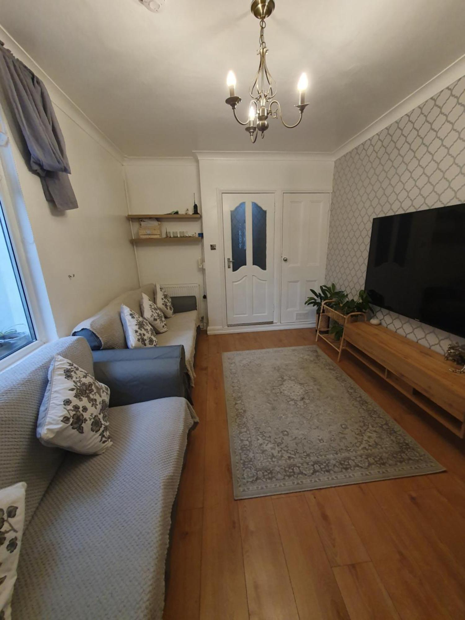Private Double Room In Cardiff Exteriör bild